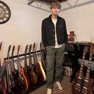 Meet your Posher, Dakota